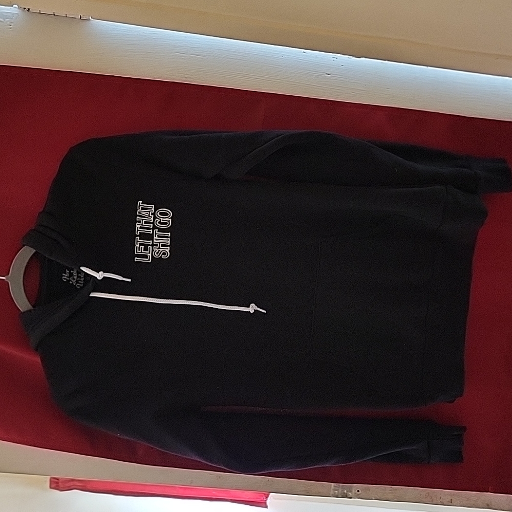 Hwr little wolves hoodie size small